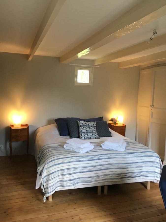 Bed and Breakfast Les Pommiers Honfleur Exterior foto