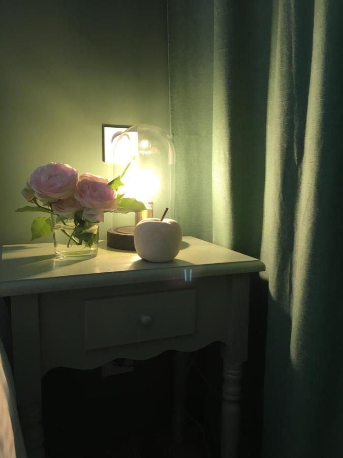 Bed and Breakfast Les Pommiers Honfleur Exterior foto