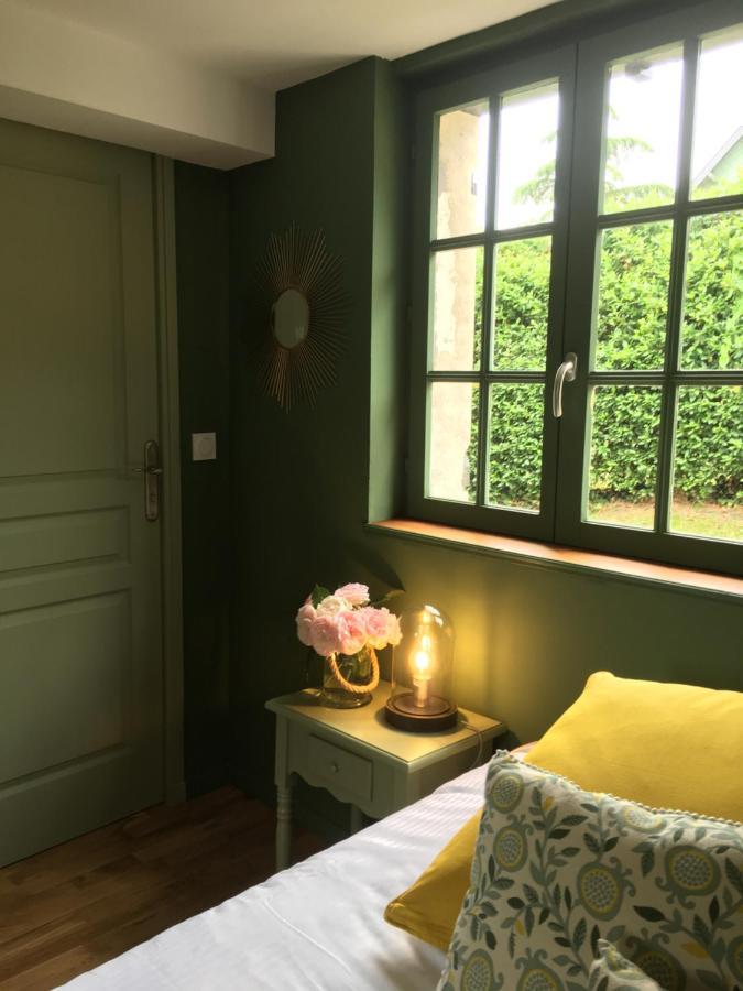 Bed and Breakfast Les Pommiers Honfleur Exterior foto