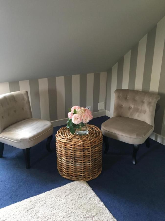 Bed and Breakfast Les Pommiers Honfleur Exterior foto