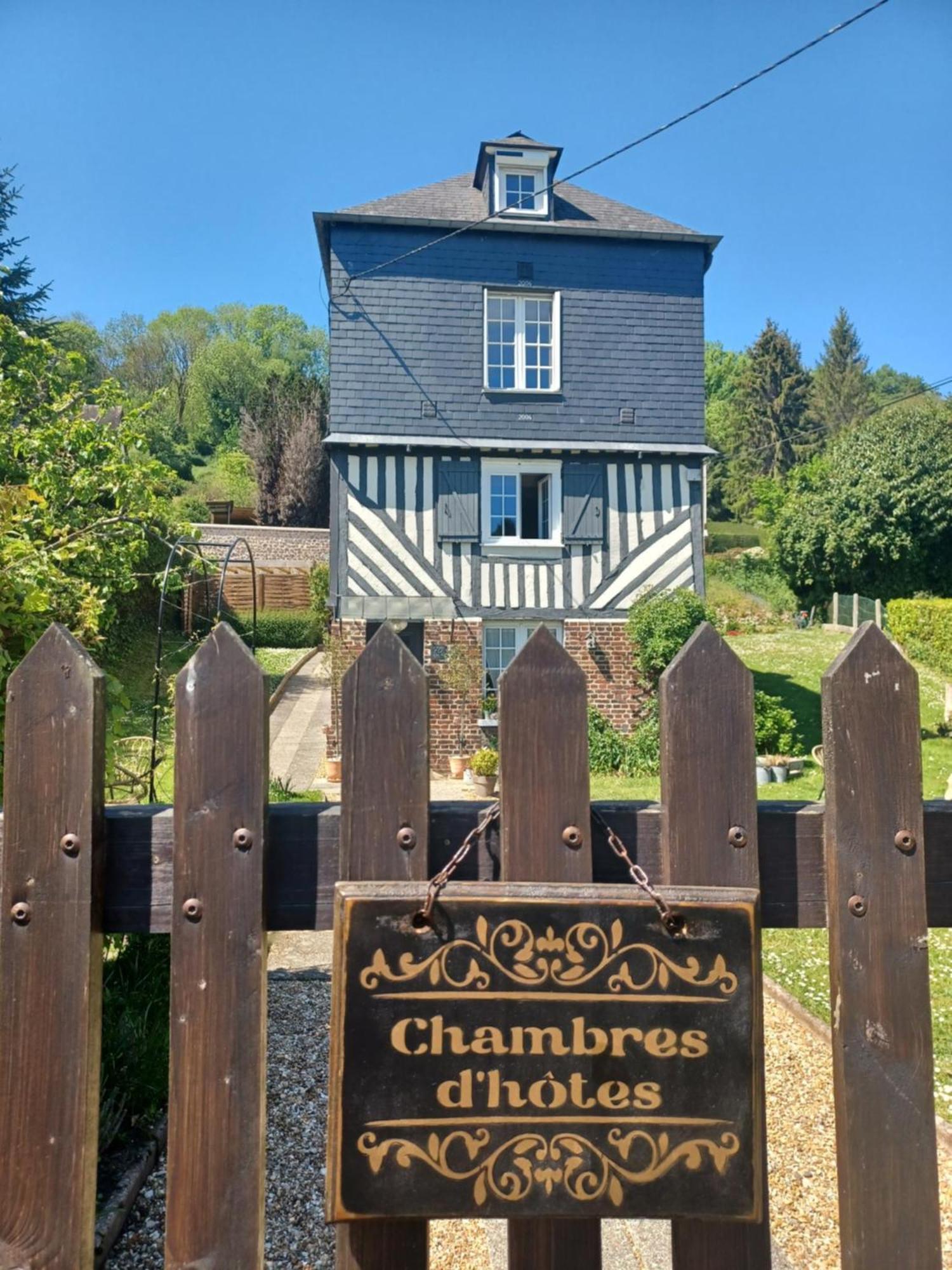 Bed and Breakfast Les Pommiers Honfleur Exterior foto