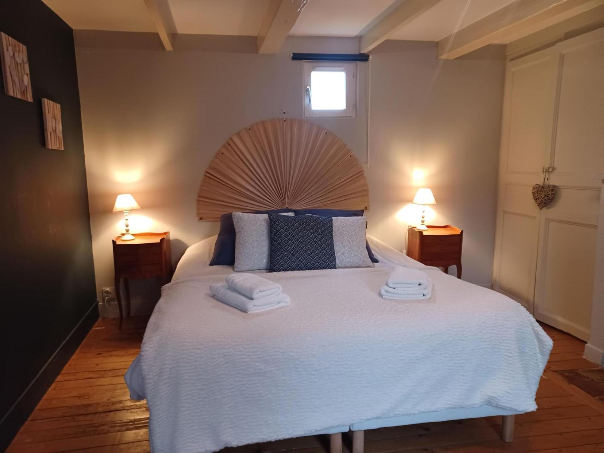 Bed and Breakfast Les Pommiers Honfleur Exterior foto